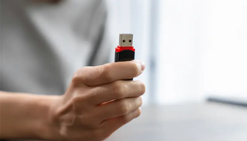 How to Identify If Your Flash Drive Is Recoverable at Woodland Hills, CA